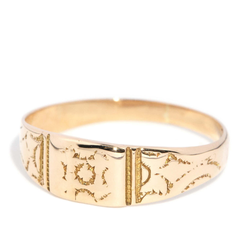 Antique Victorian Era Patterned Ring 9 Carat Gold