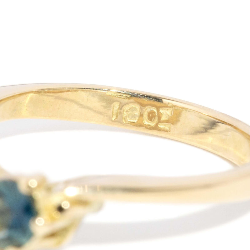 Contemporary Teal Sapphire & Diamond Ring 18 Carat Yellow Gold