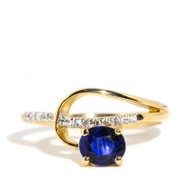 Vintage Circa 1980s Sapphire & Diamond Ring 18 Carat Gold