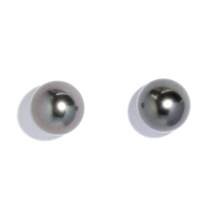Contemporary Tahitian Pearl Studs 18 Carat Yellow Gold
