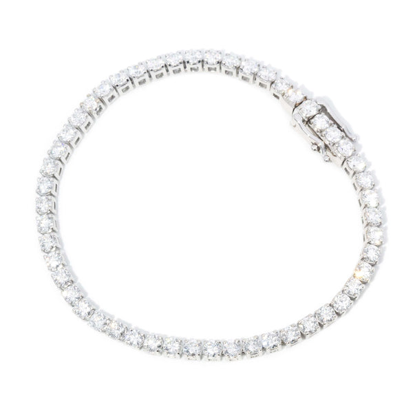 Contemporary 5.10 Carat Diamond Tennis Bracelet 18 Carat White Gold