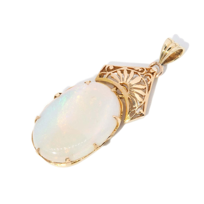 Vintage Circa 1950s Oval Crystal Opal Doublet Pendant 14 Carat Gold