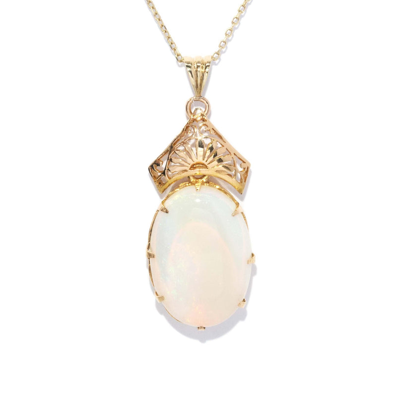 Vintage Circa 1950s Oval Crystal Opal Doublet Pendant 14 Carat Gold