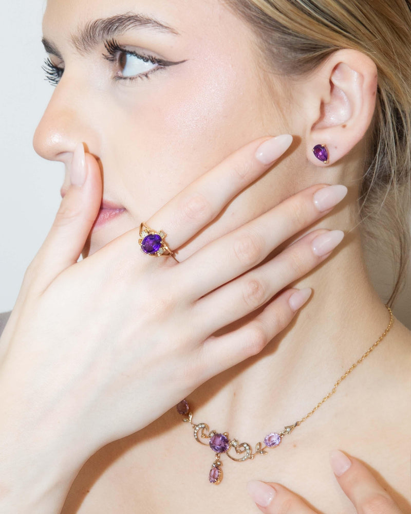 Vintage Circa 1970s Amethyst & Diamond Ring 14 Carat Gold