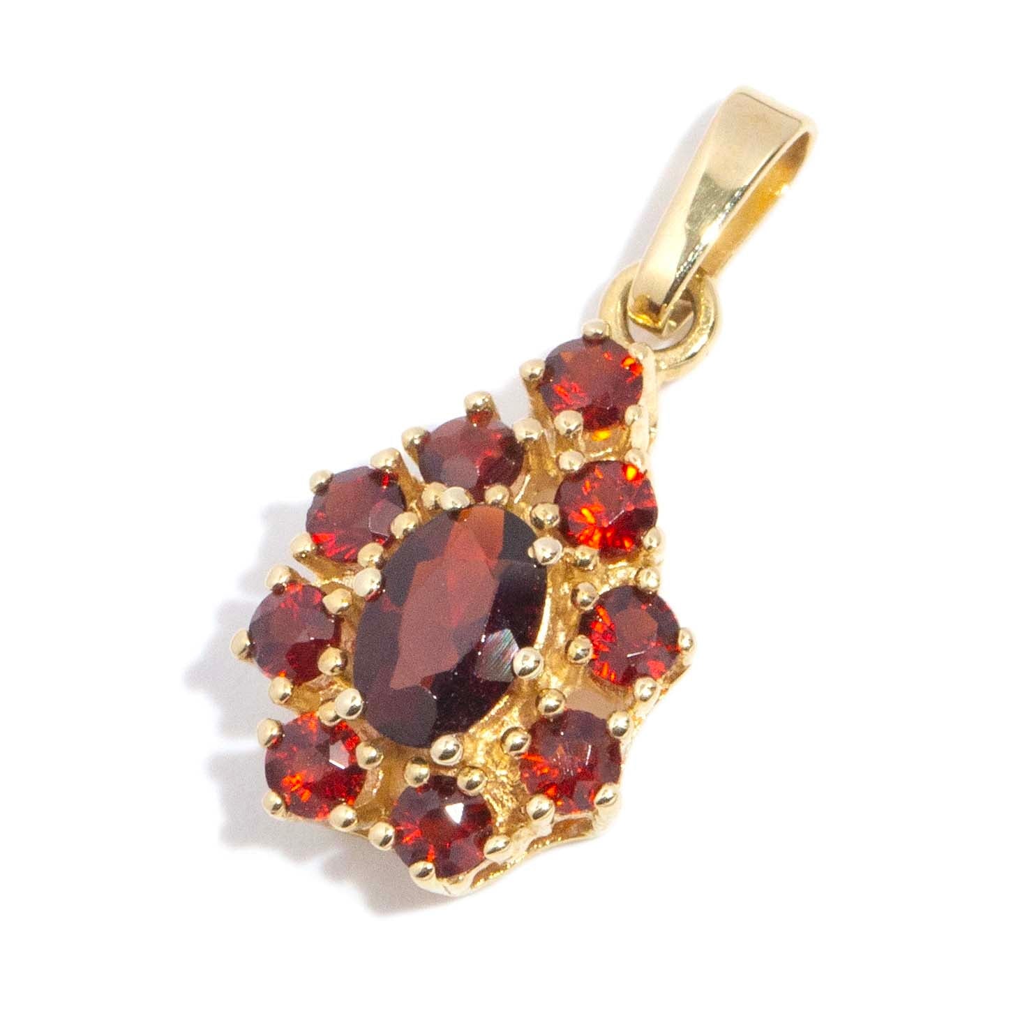 Fiore 1980s Garnet Flower Pendant 9ct Gold Pendants/Necklaces Imperial Jewellery 