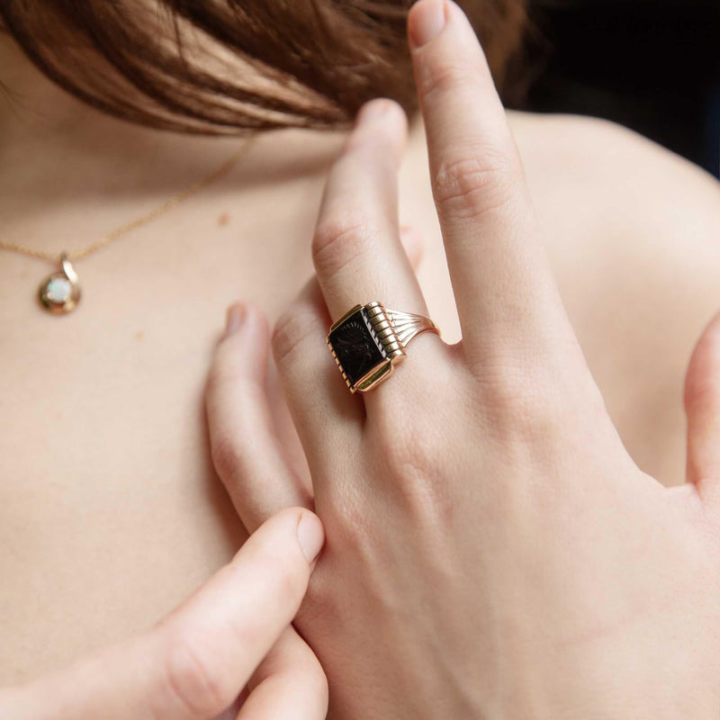 Gaius 1950s Intaglio Ring 9ct Rose Gold