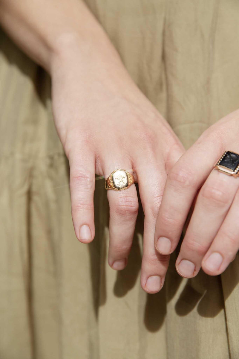 Gaius 1950s Intaglio Ring 9ct Rose Gold