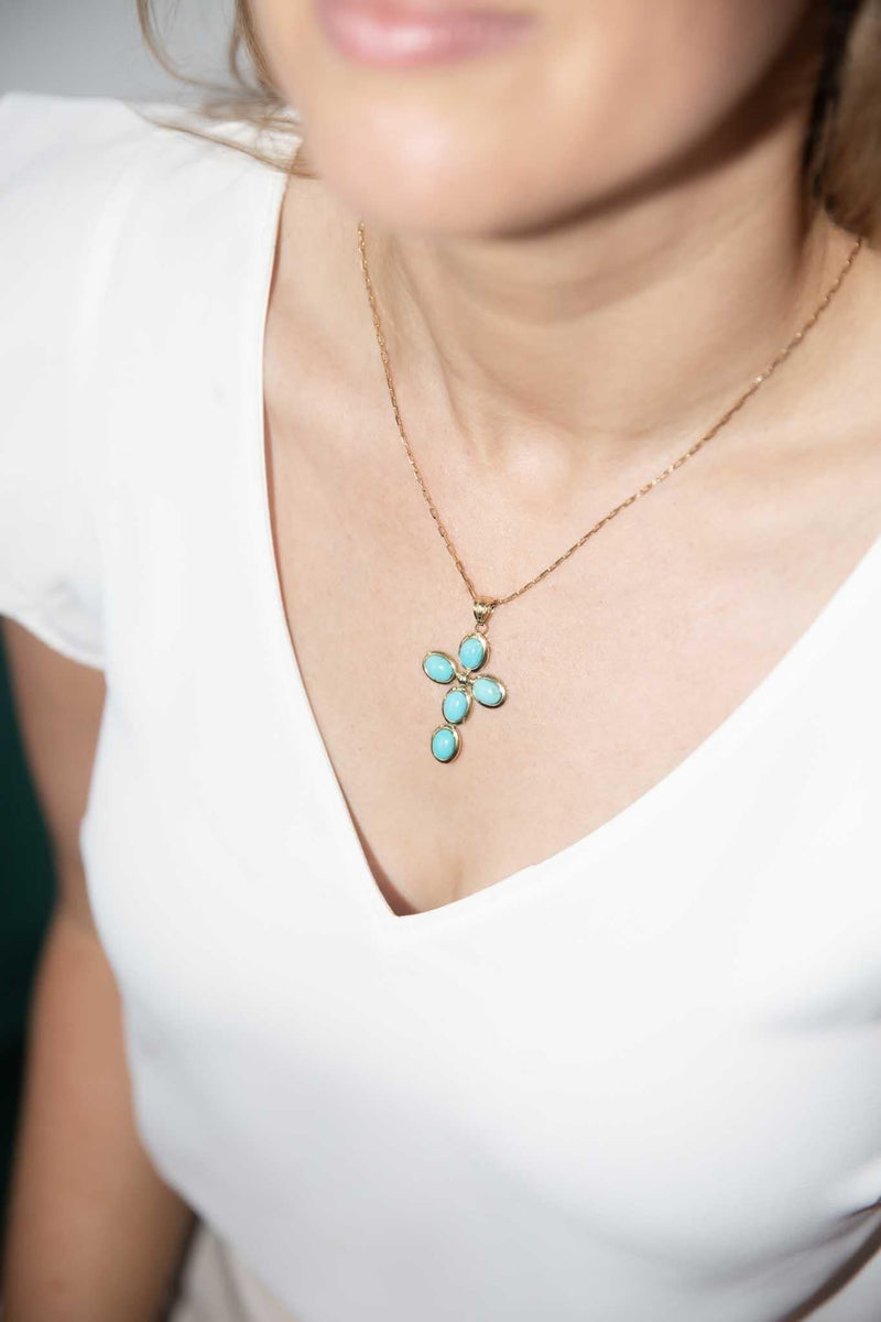 Genevieve 1990s Turquoise Pendant & Chain 14ct Gold