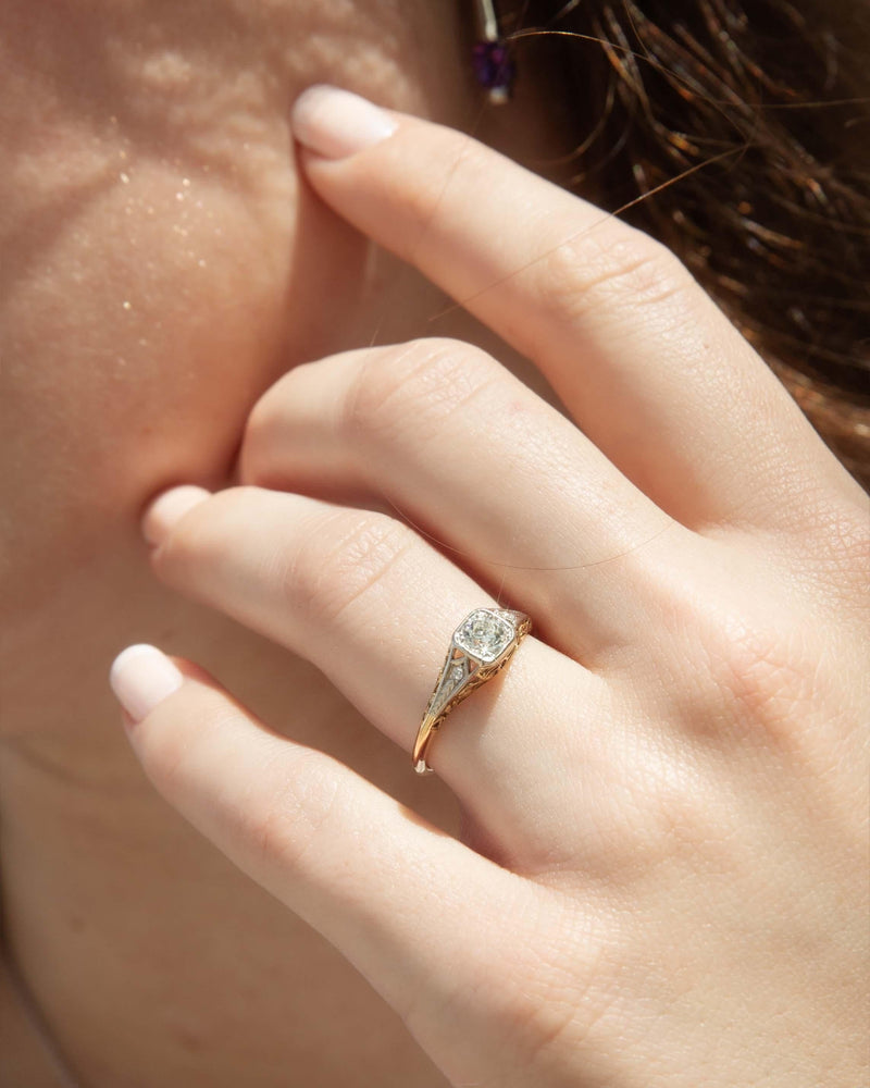 Antique 1920s Antique Old Cut Diamond Platinum & 18 Carat Gold Ring