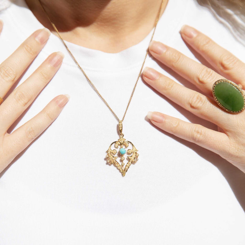 Gwen 1980s Nephrite Jade Cabochon Ring 9ct Gold