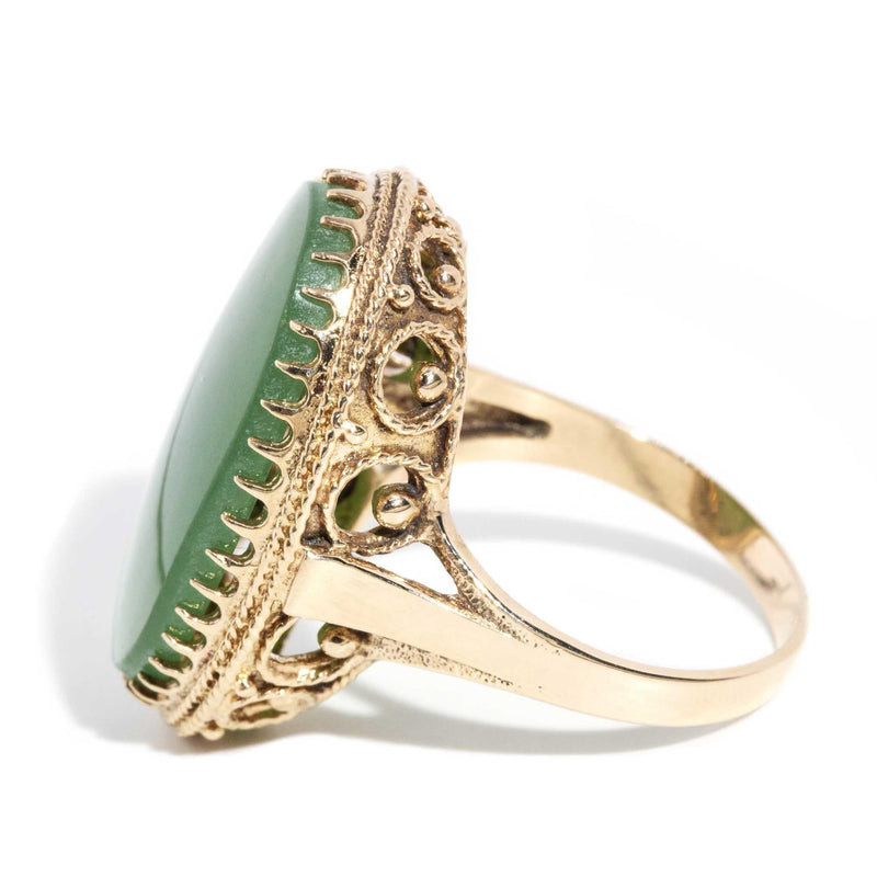 Gwen 1980s Nephrite Jade Cabochon Ring 9ct Gold