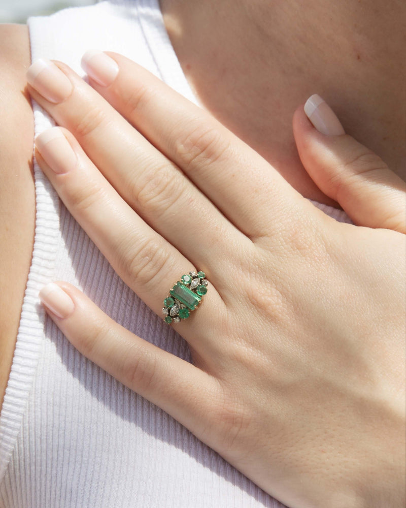 Vintage 1960s 1.50ct Emerald & Diamond 16 Carat Yellow Gold Ring