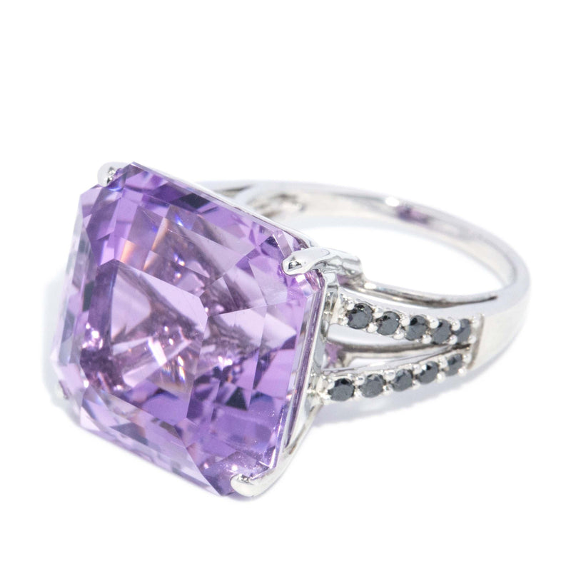 Vintage Circa 1990s Amethyst & Diamond Ring 18 Carat White Gold