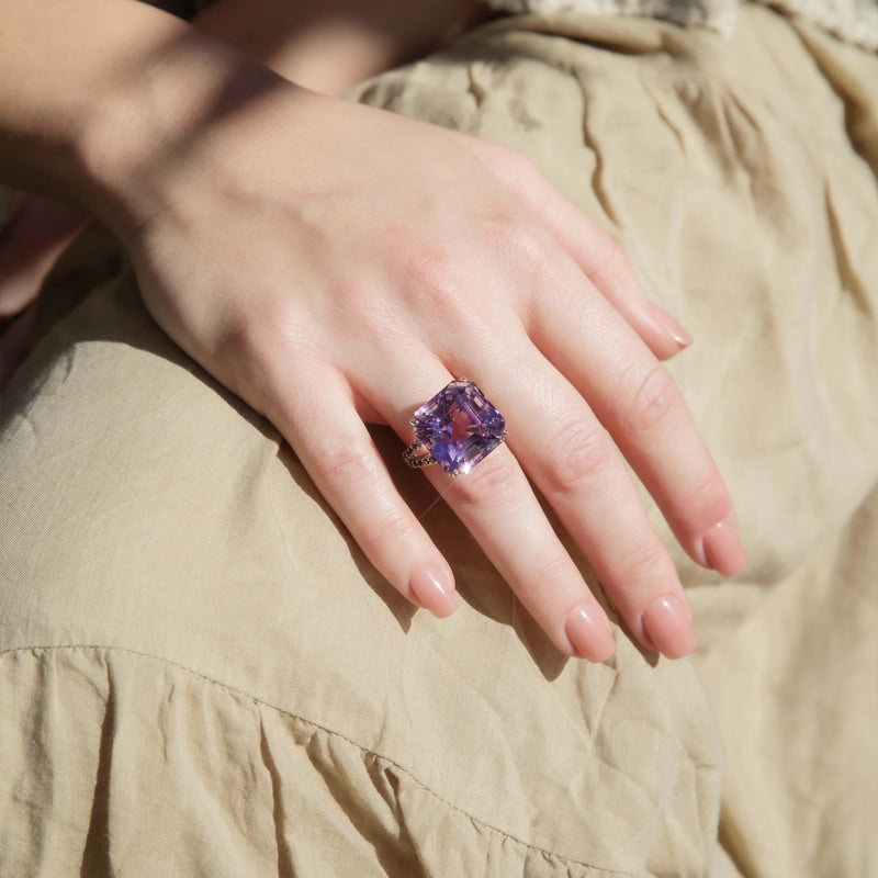 Vintage Circa 1990s Amethyst & Diamond Ring 18 Carat White Gold