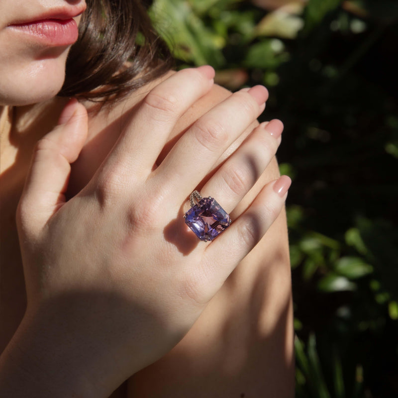 Vintage Circa 1990s Amethyst & Diamond Ring 18 Carat White Gold