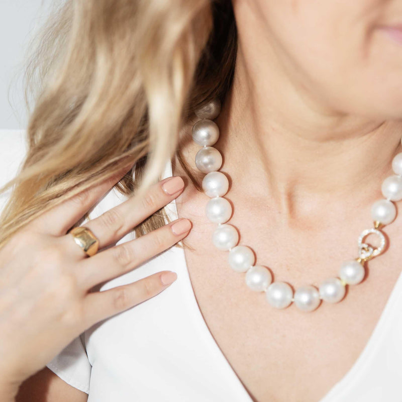 Helmi 1990s Round South Sea Pearl Necklace Diamond Clasp 9ct