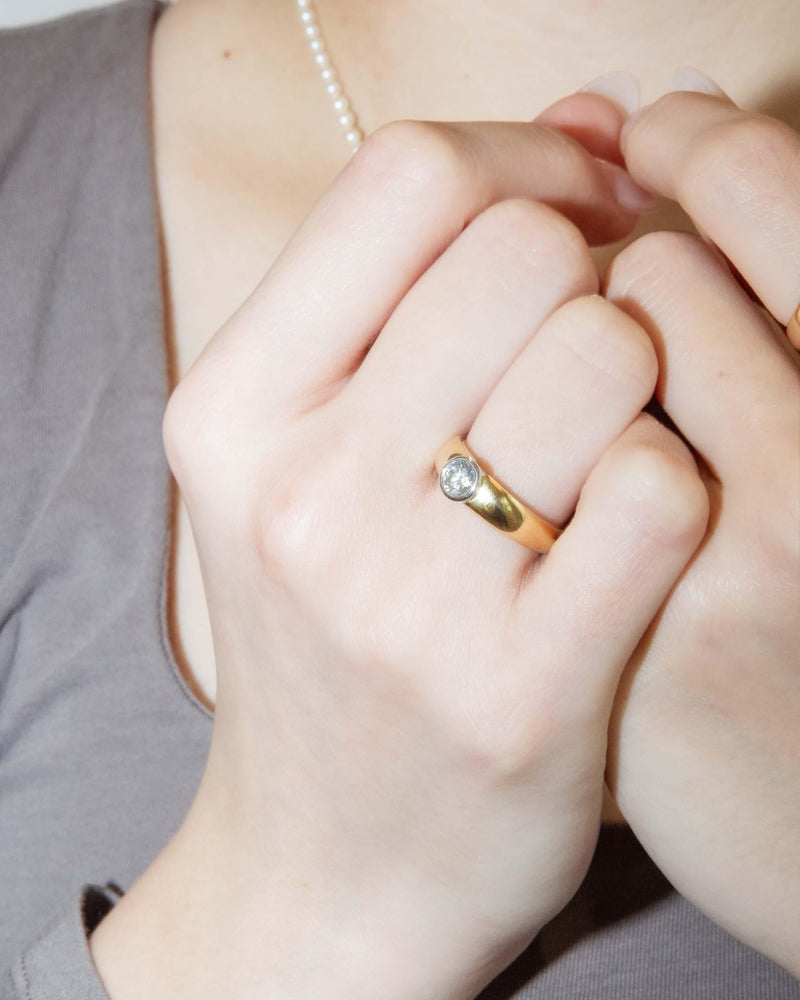 Vintage Circa 1990s Rubover Diamond Solitaire Ring 18 Carat Gold