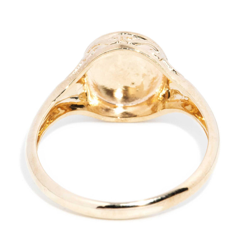 Vintage Circa 1980s Oval Patterned Signet Ring 9 Yellow Gold