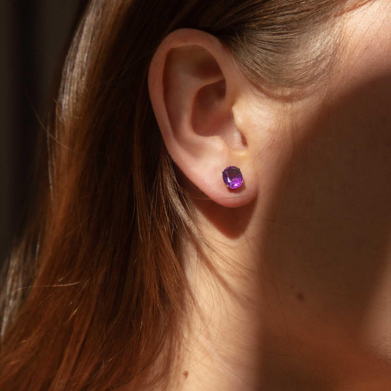 Jemma 1990s Amethyst Stud Earrings 18ct Gold