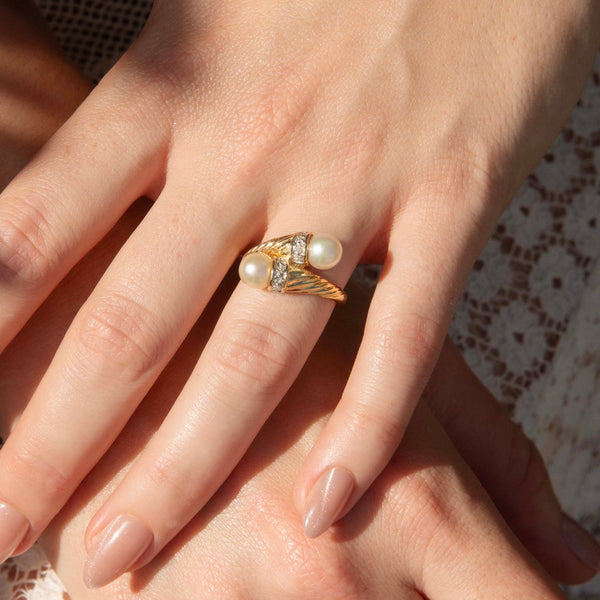 Jenna 1980s Twin Pearl & Diamond Twisted Ring 14ct Gold Ring Imperial Jewellery 