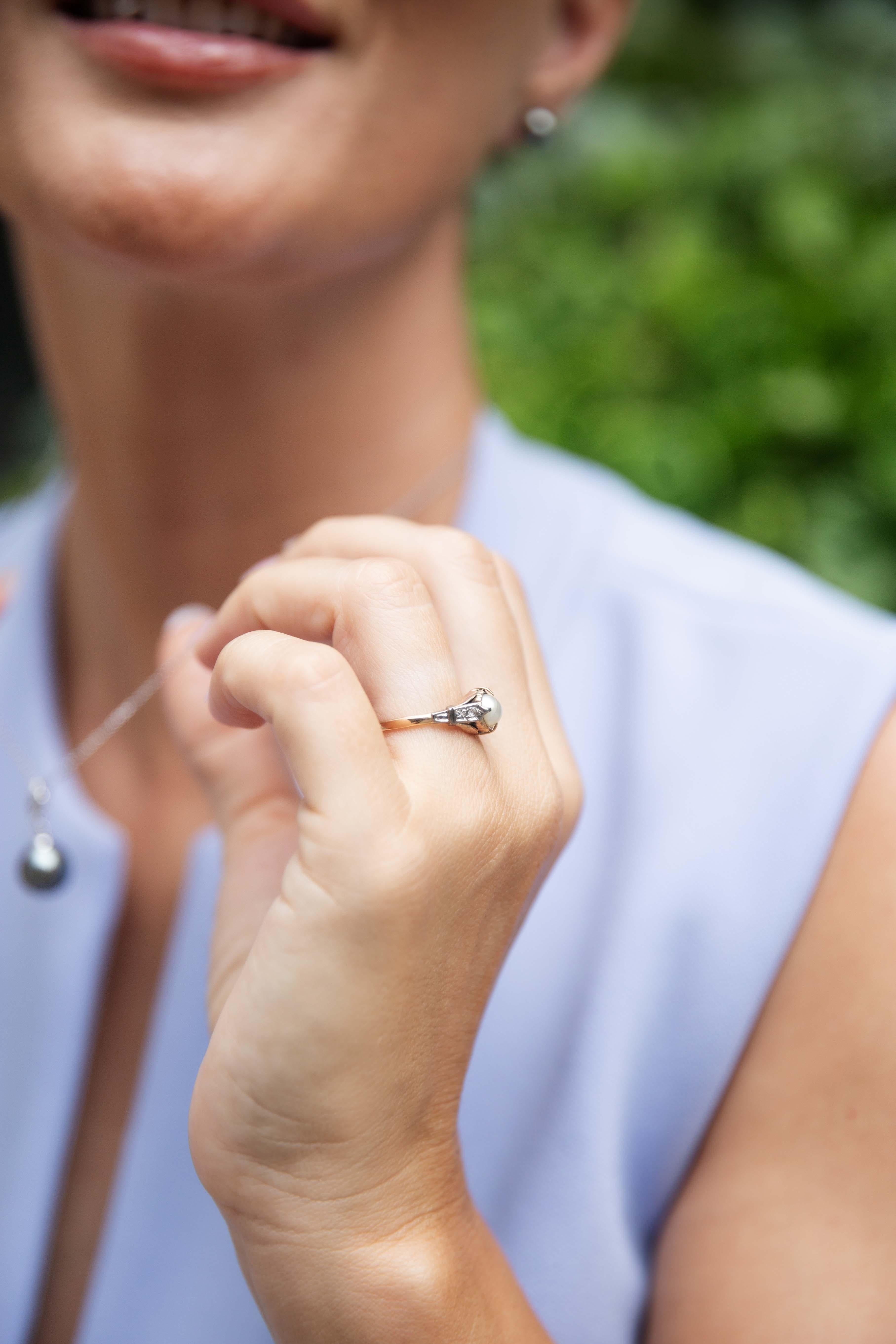 Contemporary Tahitian Pearl & Diamond Pendant & Chain 18 Carat White Gold