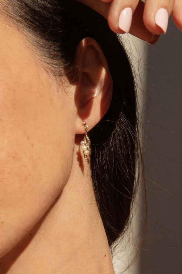 Vintage Circa 1980s Pearl Drop Earrings 9 Carat Yellow Gold