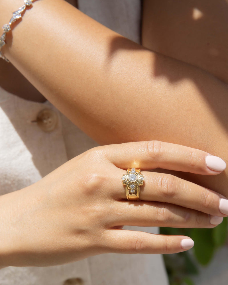 Vintage Circa 1990s Diamond Cluster Ring 18 Carat Gold