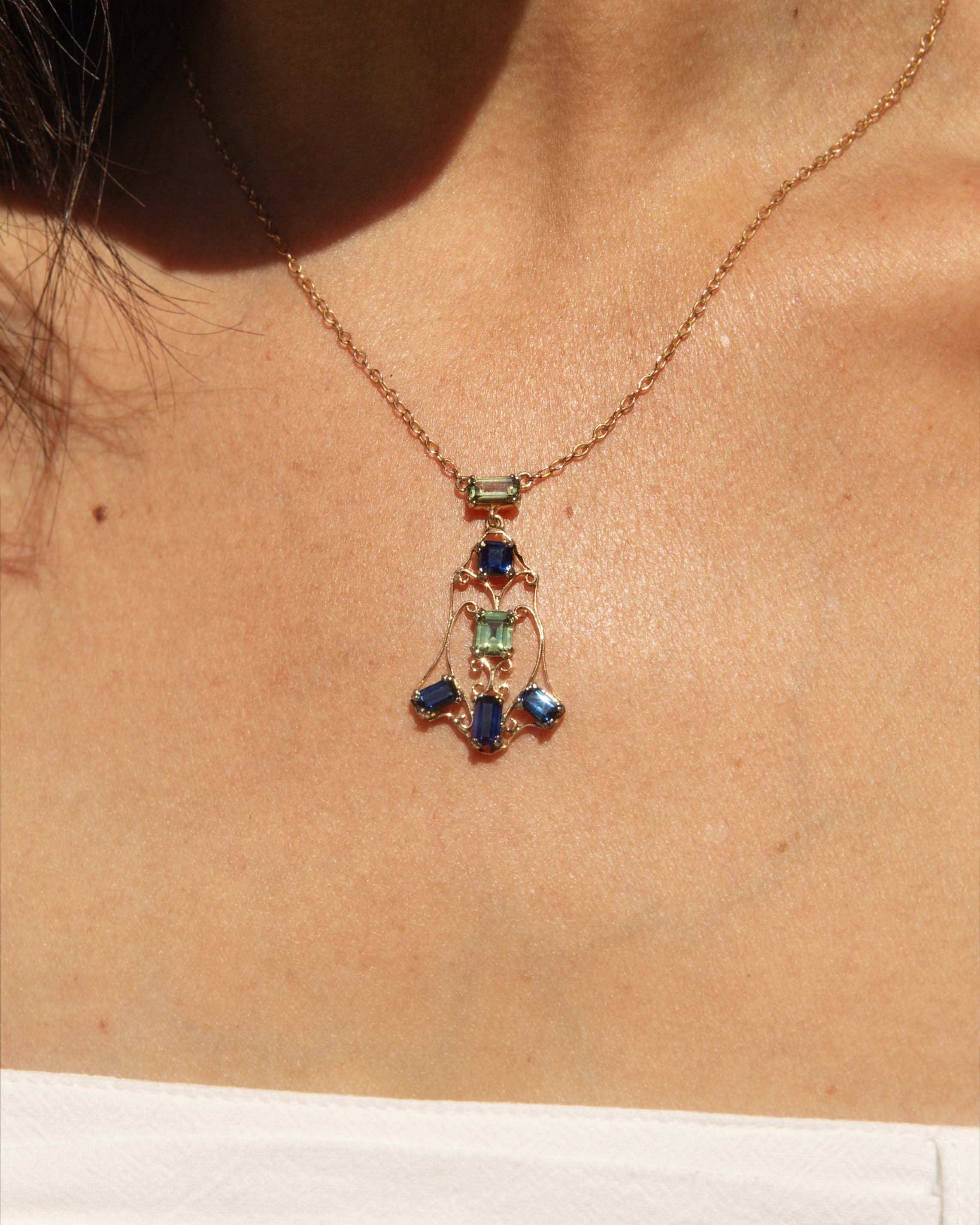 Lacey Antique Peridot & Sapphire Necklace 12ct Gold Pendants/Necklaces Imperial Jewellery 