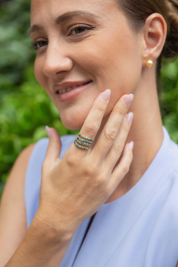 Vintage Circa 1930s Harem Ring Turquoise Ring 15 Carat Yellow Gold