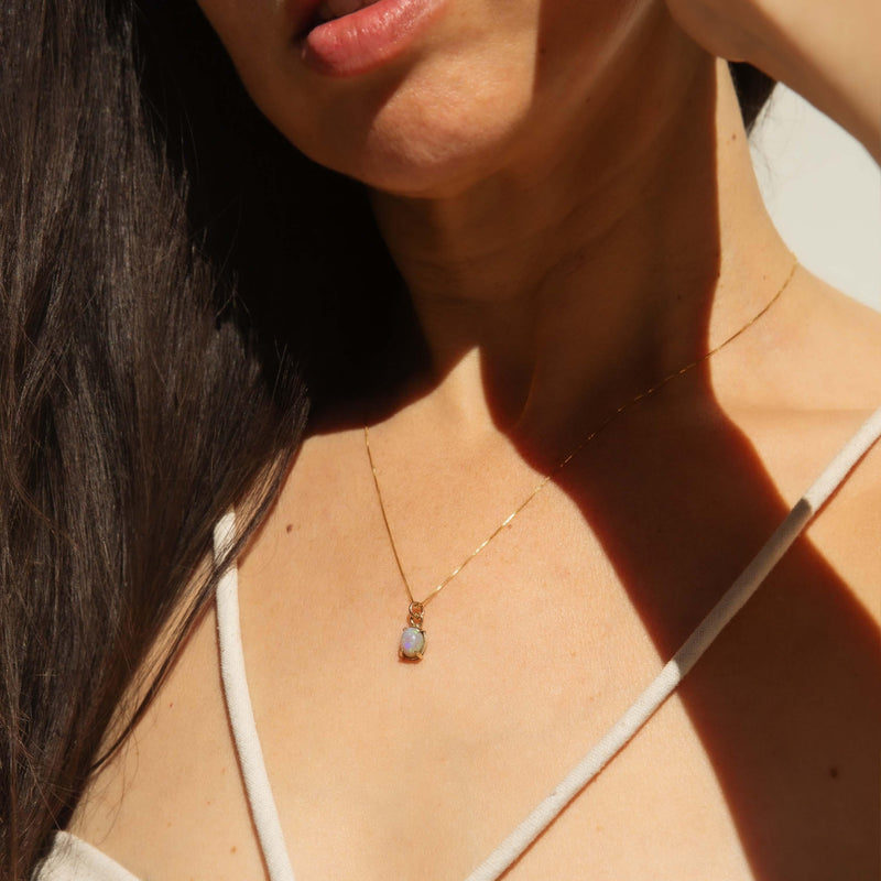 Vintage Circa 1980s Australian Opal Pendant 9 Carat Yellow Gold