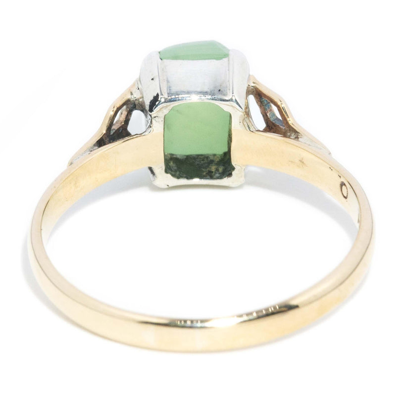 Vintage Circa 1970s Jade Ring 9 Carat Yellow Gold
