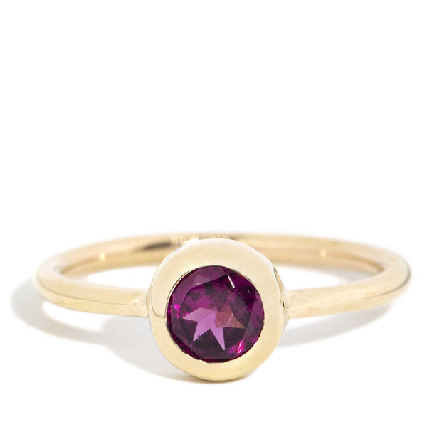 Contemporary Rubover Rhodolite Garnet Ring 9 Carat Yellow Gold