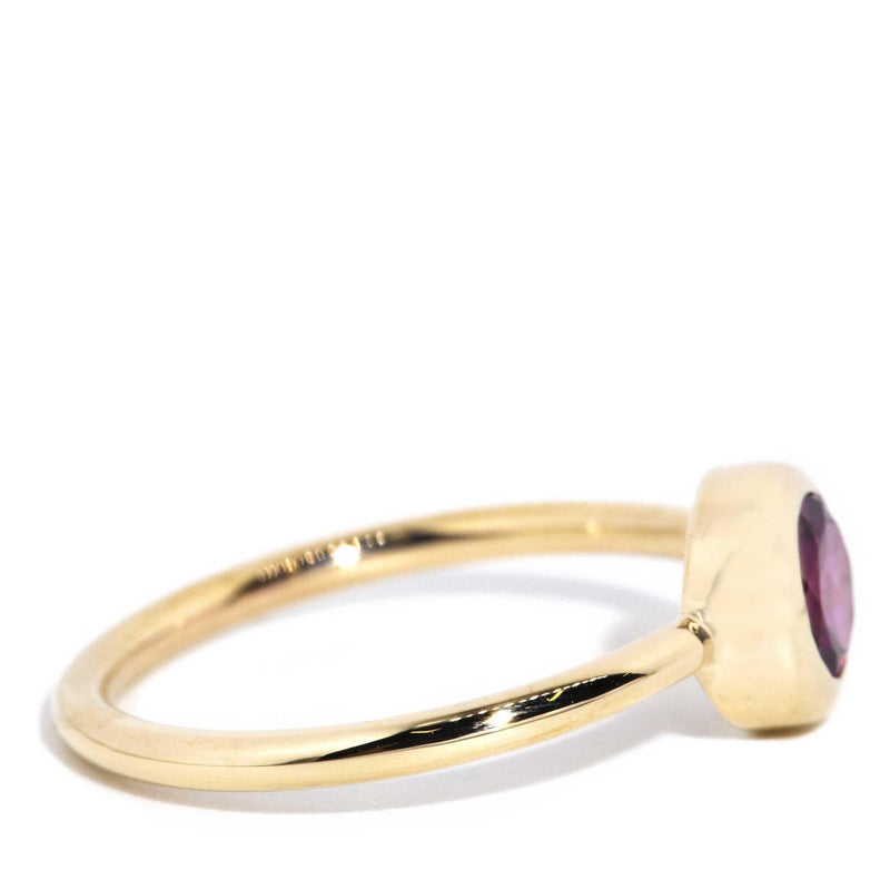 Contemporary Rubover Rhodolite Garnet Ring 9 Carat Yellow Gold
