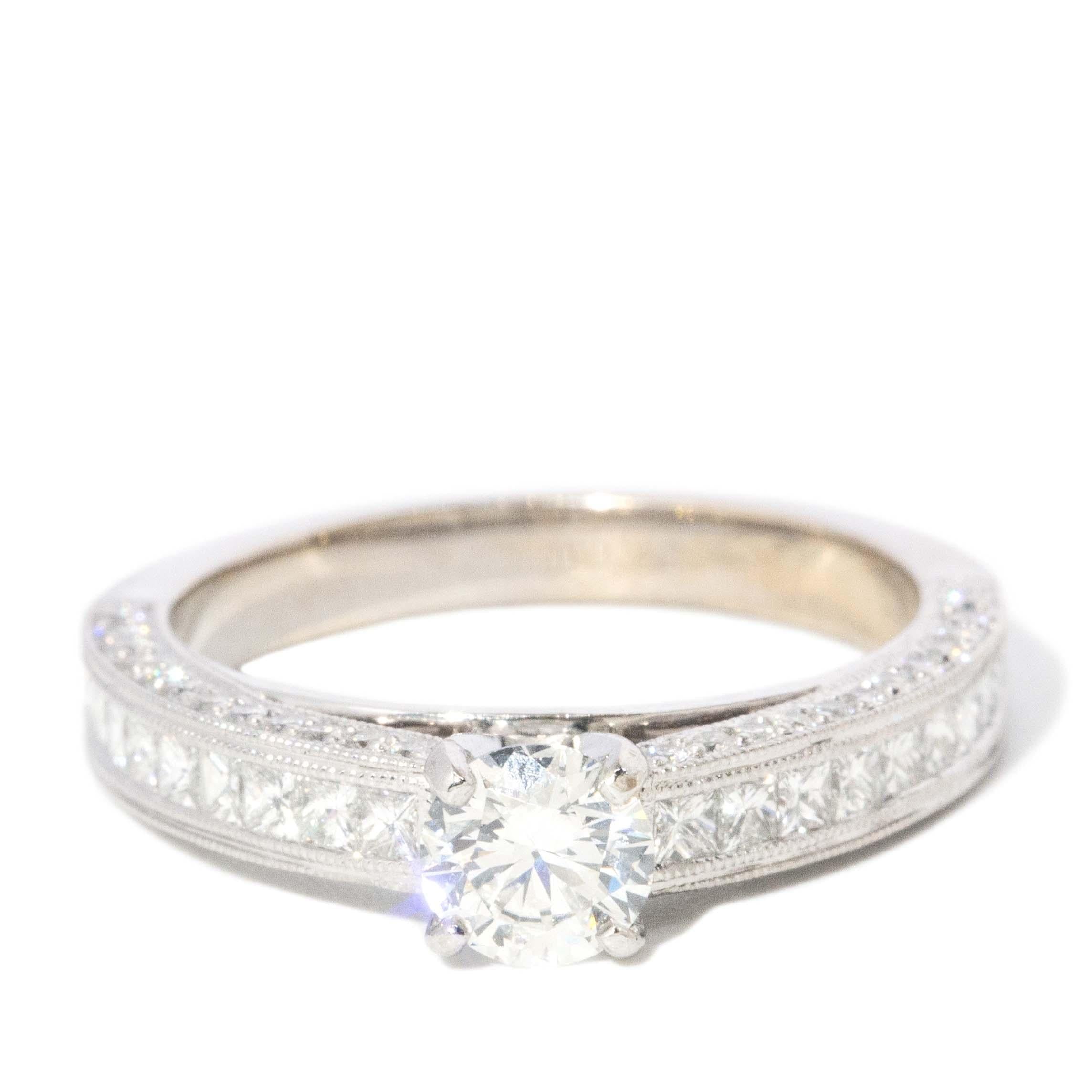 Contemporary 1.14 Carat Diamond Ring 18 Carat White Gold