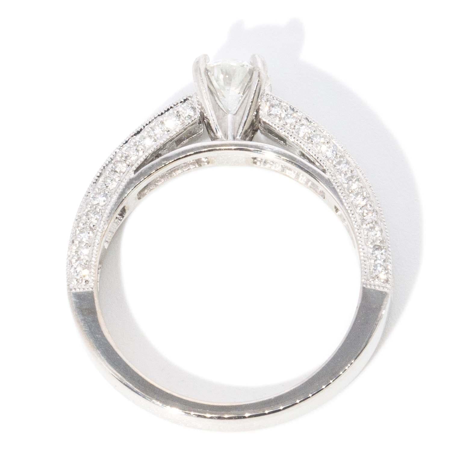 Contemporary 1.14 Carat Diamond Ring 18 Carat White Gold