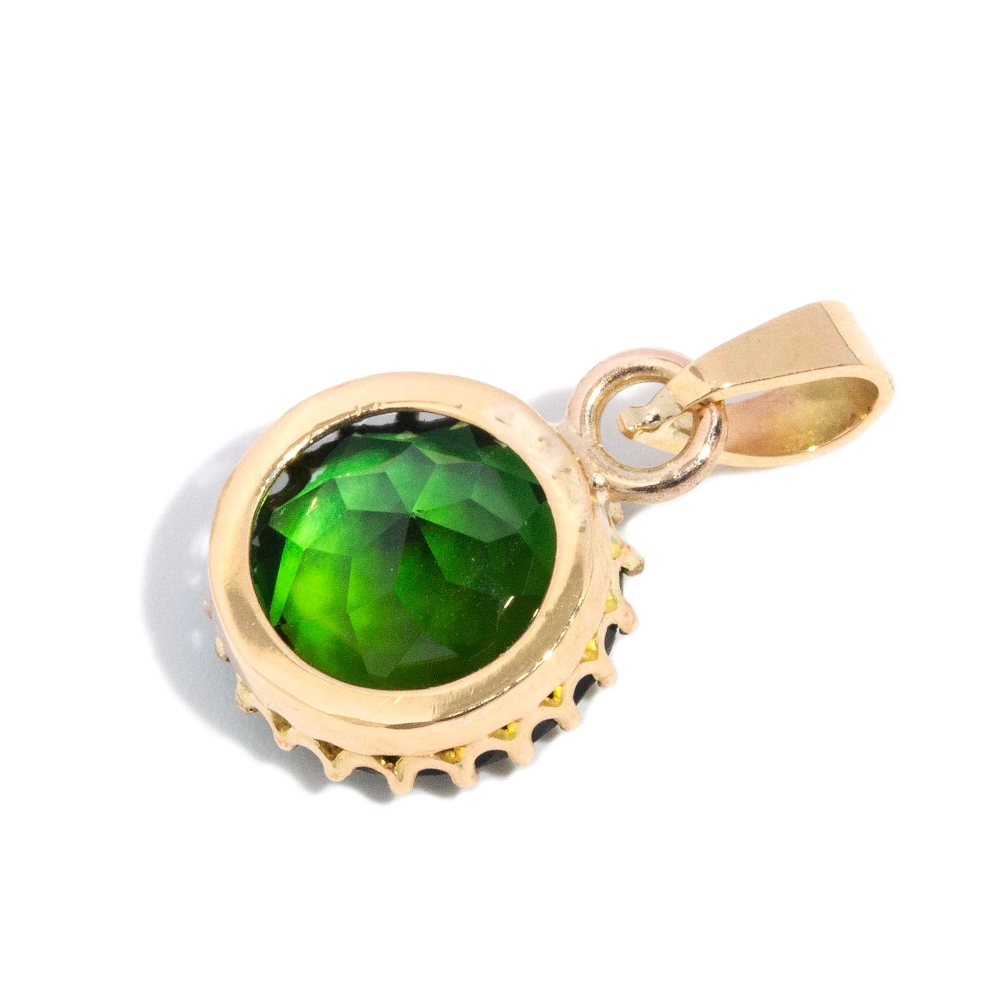 Mya 1960s Green Tourmaline Solitaire Pendant 9ct Gold Pendants/Necklaces Imperial Jewellery 