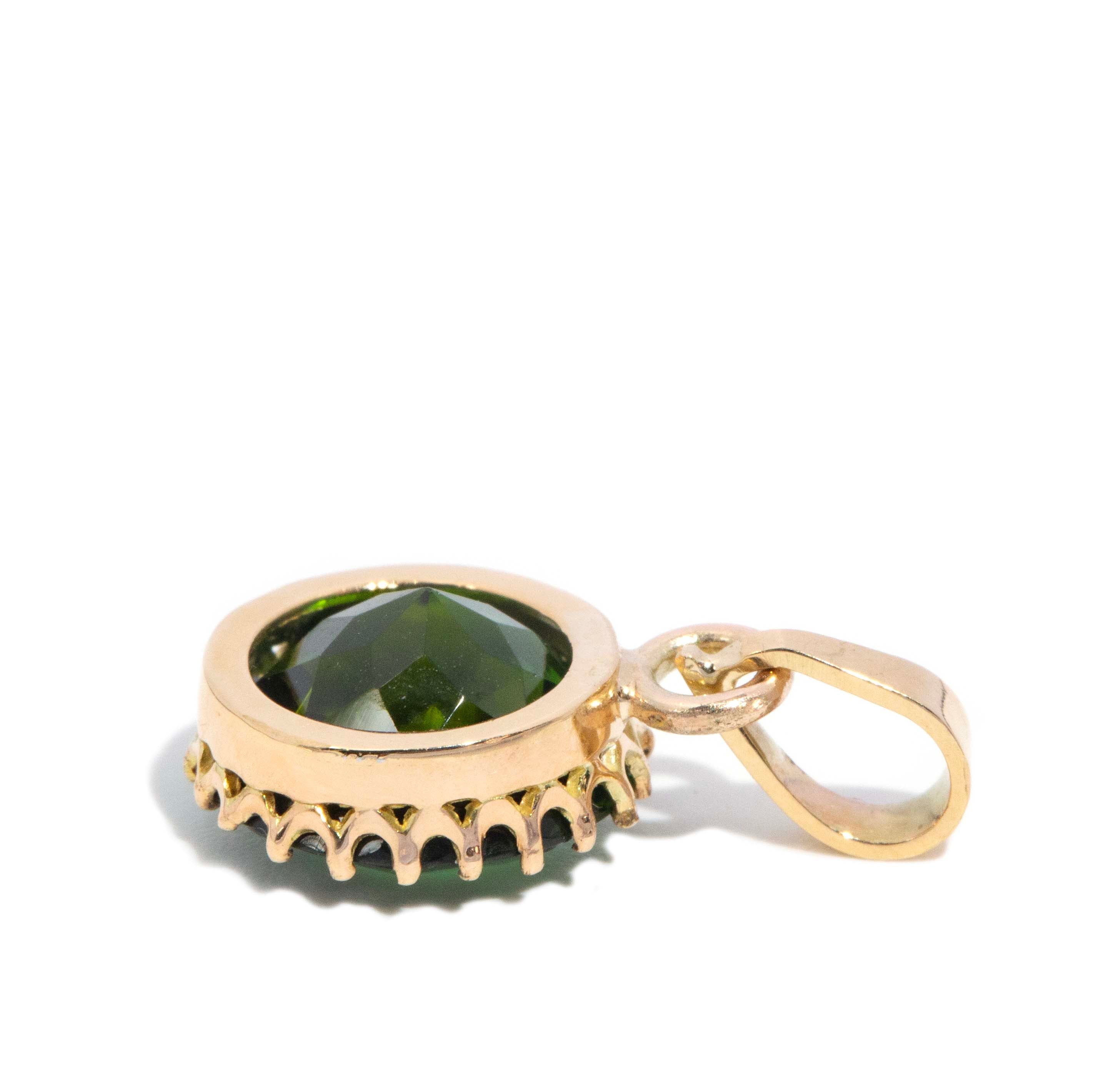Mya 1960s Green Tourmaline Solitaire Pendant 9ct Gold Pendants/Necklaces Imperial Jewellery 