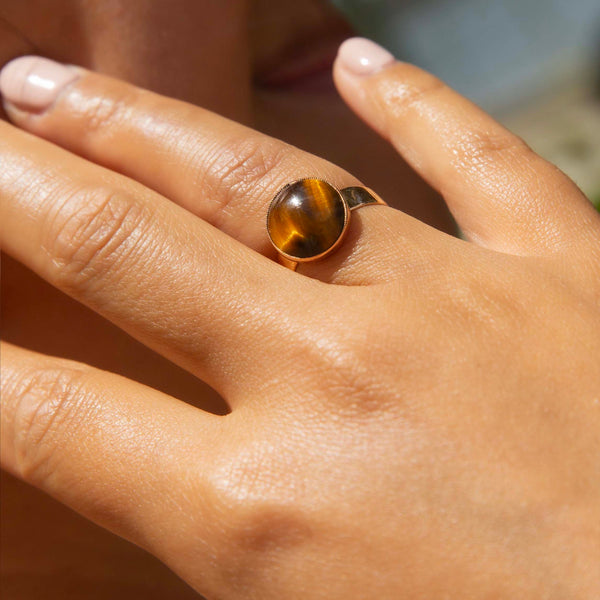 Naala 1960s Tigers Eye Cabochon Ring 18ct Gold Rings Imperial Jewellery 