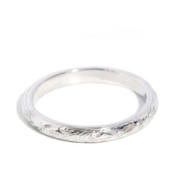 Naomi 1970s Patterned Band 18ct White Gold