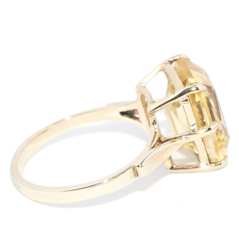 Vintage Circa 1970s Citrine Ring 14 Carat Yellow Gold