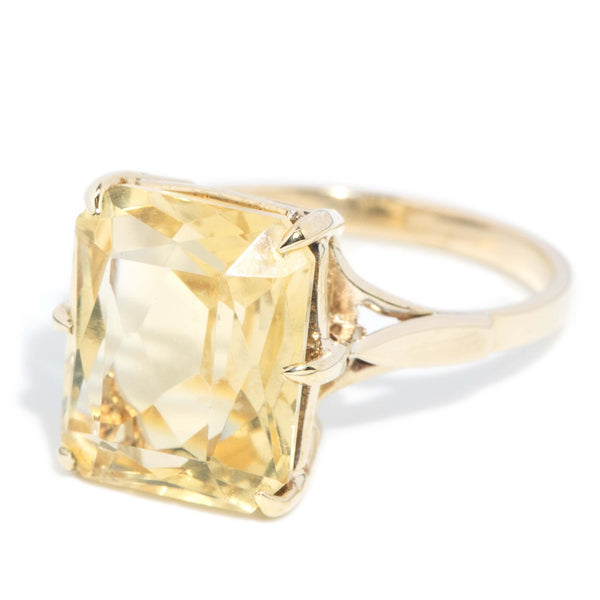 Vintage Circa 1970s Citrine Ring 14 Carat Yellow Gold