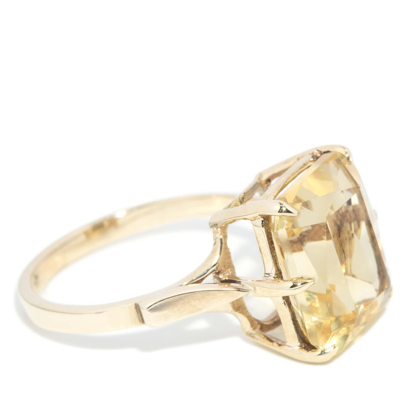 Vintage Circa 1970s Citrine Ring 14 Carat Yellow Gold