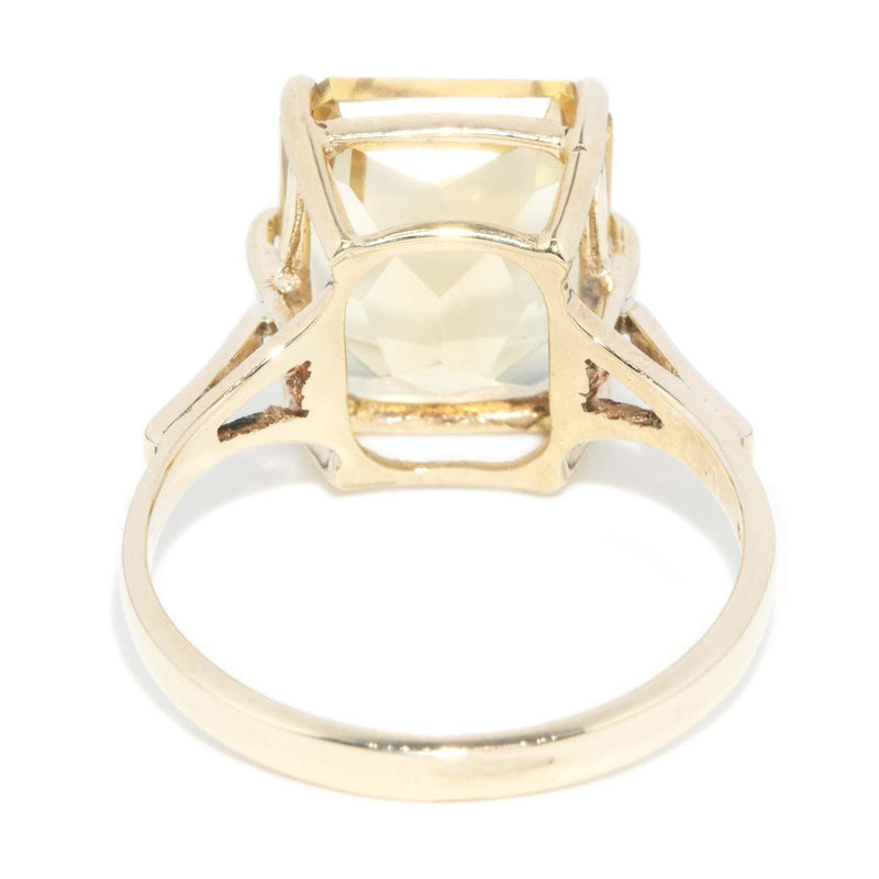 Vintage Circa 1970s Citrine Ring 14 Carat Yellow Gold