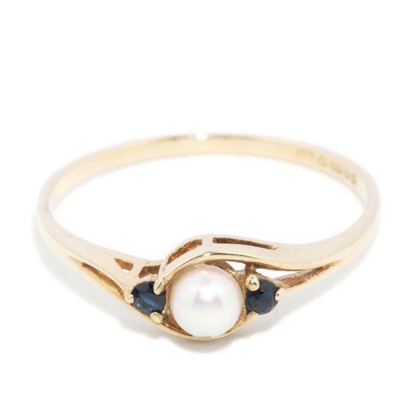 Vintage Circa 1980s Freshwater Pearl & Sapphire Ring 9 Carat Gold
