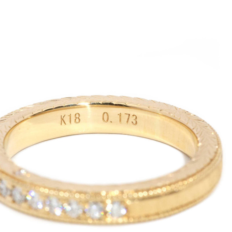 Perrie Diamond Patterened Engraved Band 18ct Gold