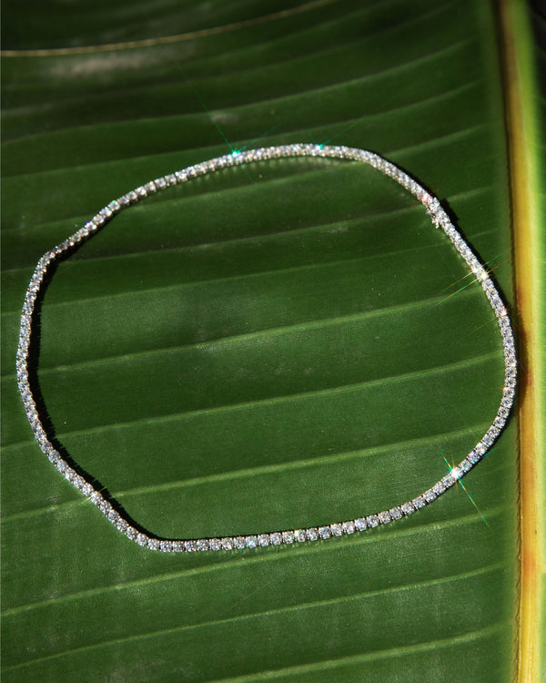Contemporary Brilliant Diamond Riviere Necklace 18 Carat White Gold