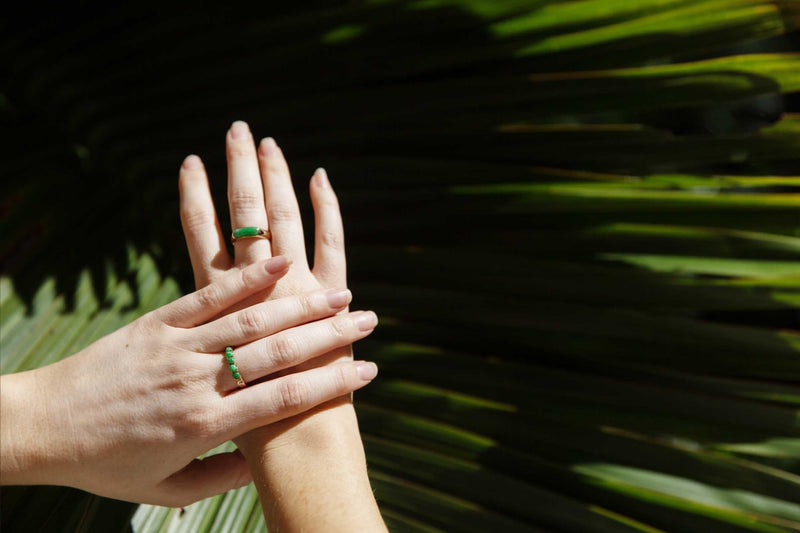 Pippa 1970s Jade Cabochon Ring 14ct Gold