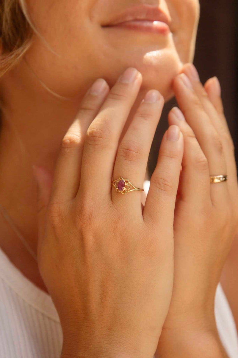 Riya 1990s Flower Oval Ruby Ring 14ct Gold Rings Imperial Jewellery 