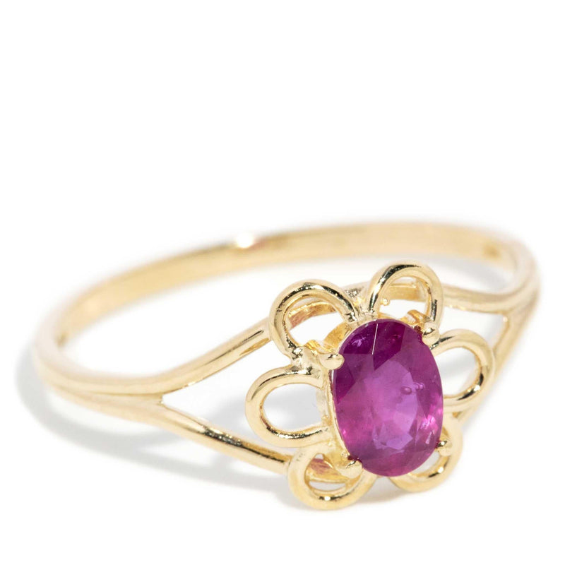Riya 1990s Flower Oval Ruby Ring 14ct Gold
