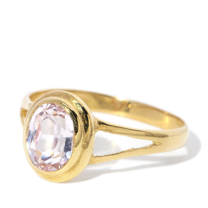 Vintage Circa 1980s Light Pink Sapphire Ring 18 Carat Yellow Gold